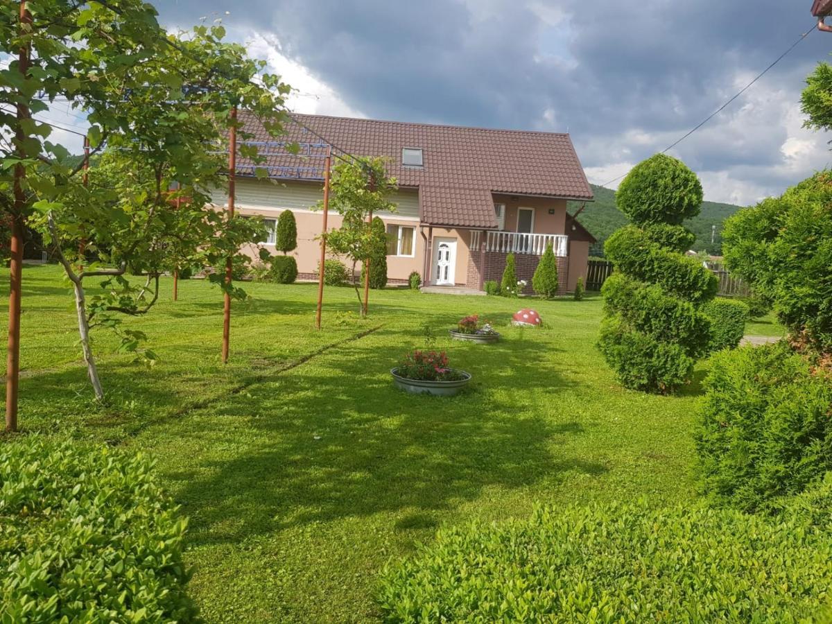 Casa Neagu Hotell Covasna Exteriör bild